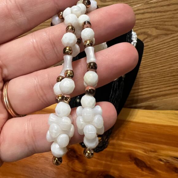 Vintage Seed Beaded Layered Necklace 2 MCM White Black Floral Handmade Beads - Picture 9 of 15